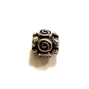 Pandora Ring of Roses Charm